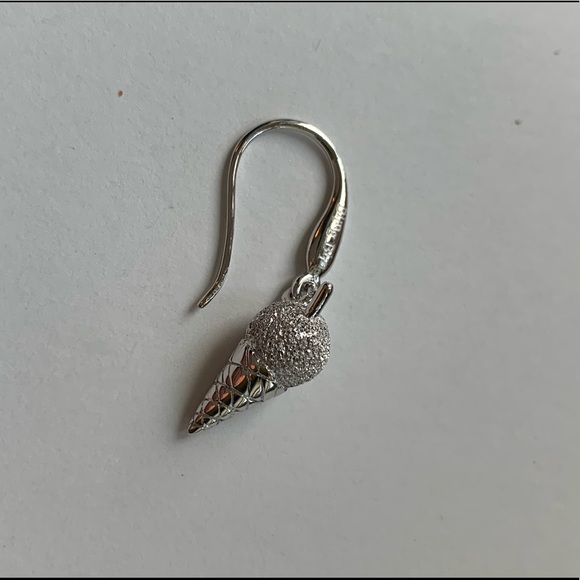 925 Sterling Silver🍦Single Earring - Picture 4 of 4